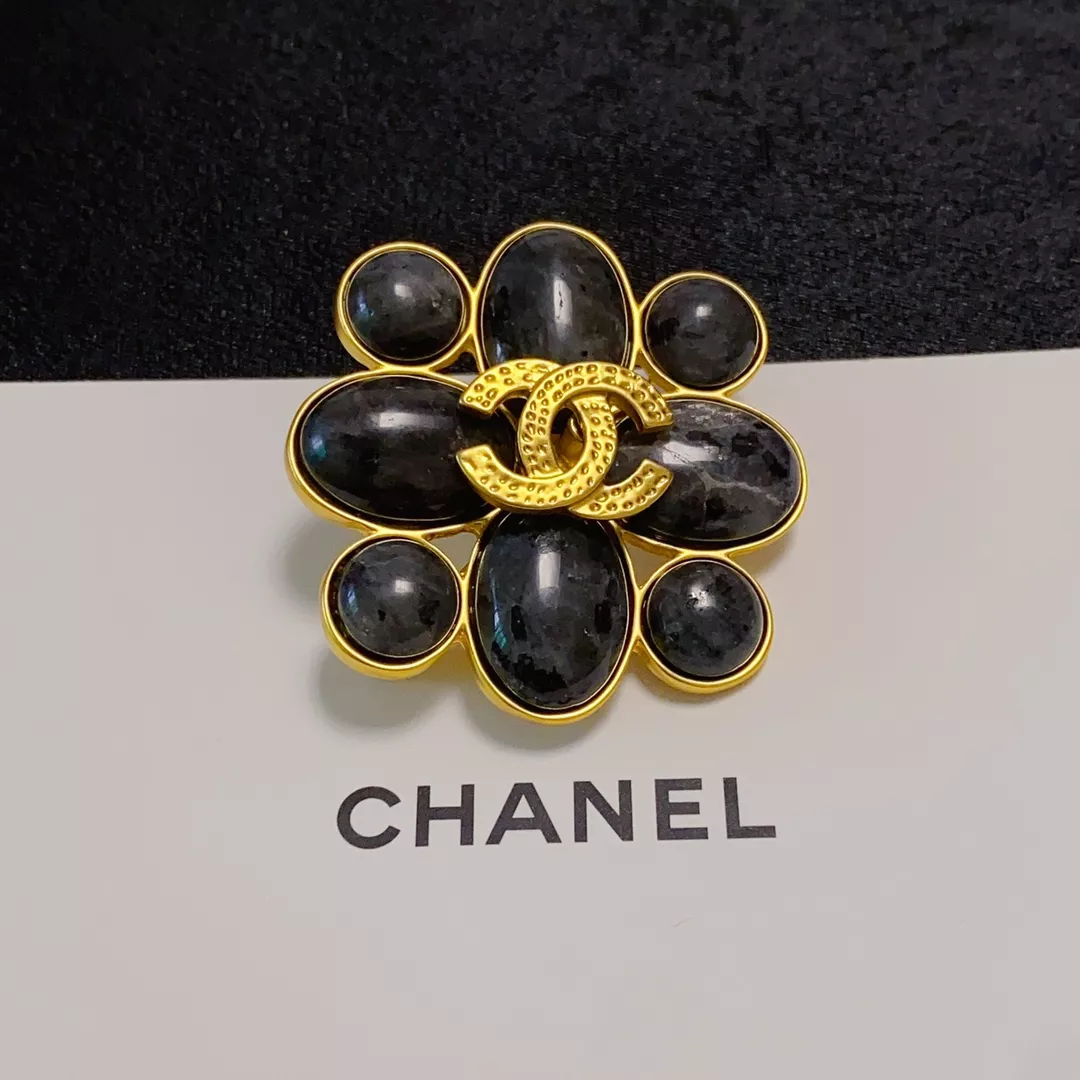 chanel brooches pour femme s_12b14032